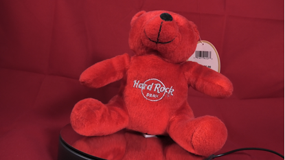 Afbeeldingen van Hard Rock Park Stuffed Bear